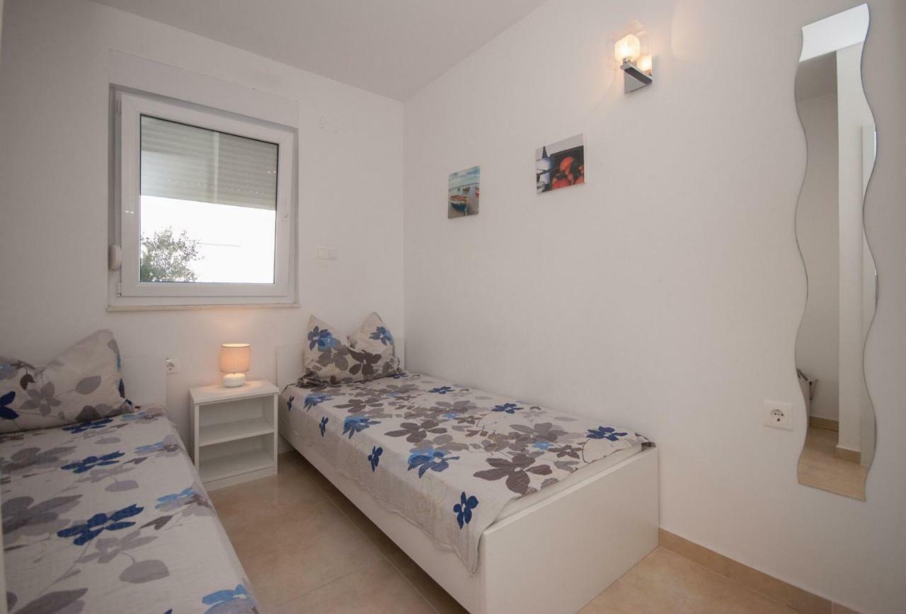 Apartment Adriatic - Saldun Trogir Exterior photo