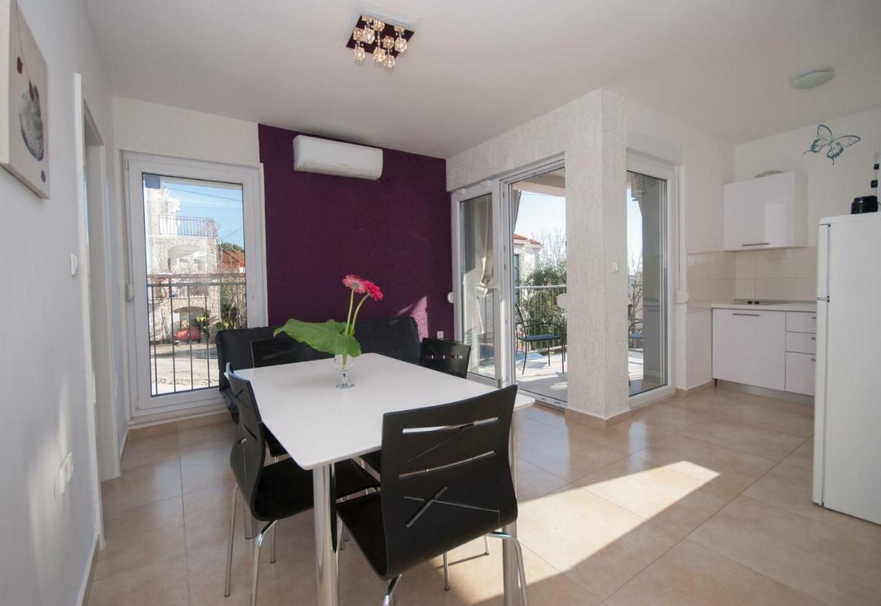Apartment Adriatic - Saldun Trogir Exterior photo